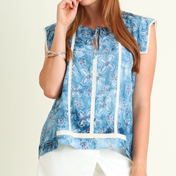 UMGEE  Ladies Tie Dye Keyhole Top with Lace Trim and Floral Print  NWT - Picture 3 of 6